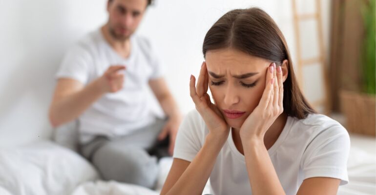 Narcist domineert vermoeide vrouw - praktijk by Deb